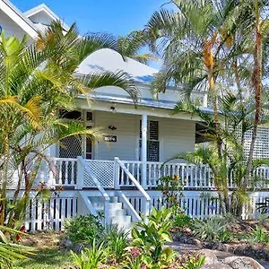 Guest house Arcadia House