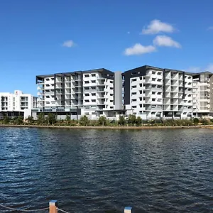 Waterline At Oceanside Hotel